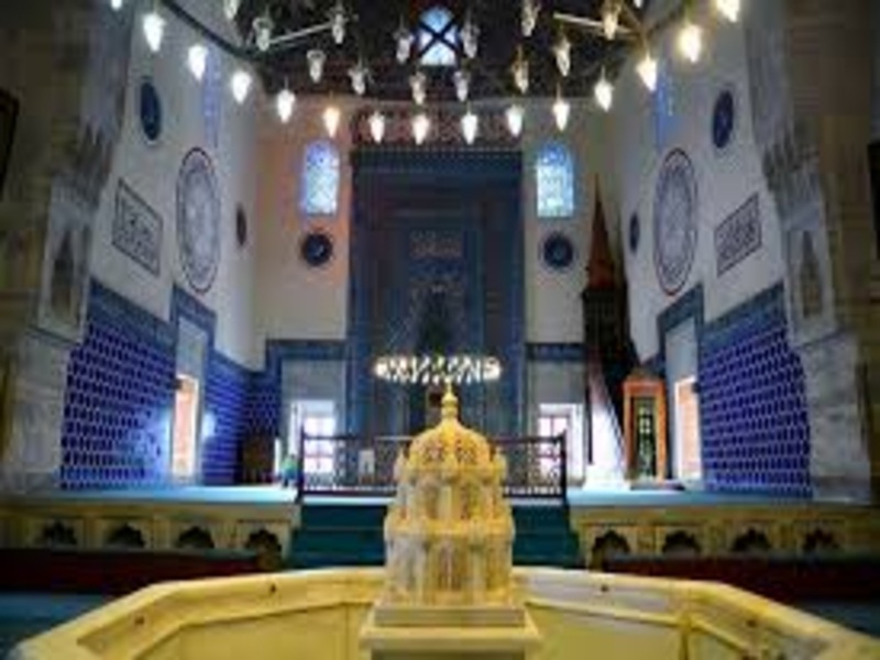 الجامع الاخضر Yeşil Camii